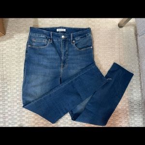 Size 27/4 good American jeans